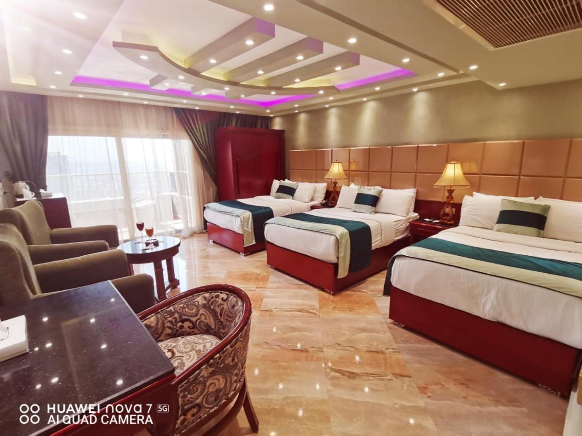 Pyramids Nile Tower Hotell Kairo Eksteriør bilde