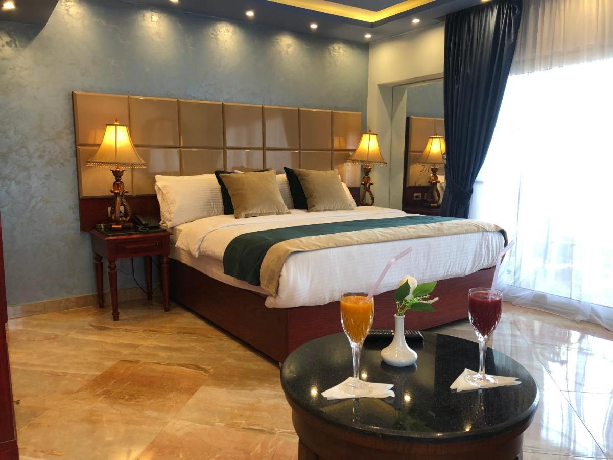 Pyramids Nile Tower Hotell Kairo Eksteriør bilde