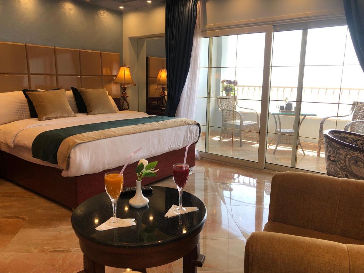 Pyramids Nile Tower Hotell Kairo Eksteriør bilde