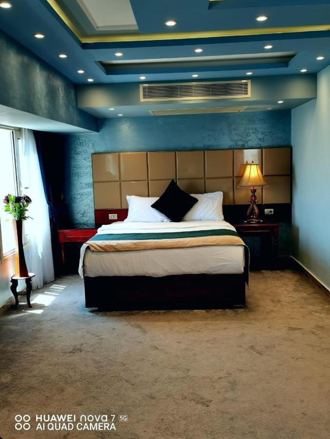 Pyramids Nile Tower Hotell Kairo Eksteriør bilde